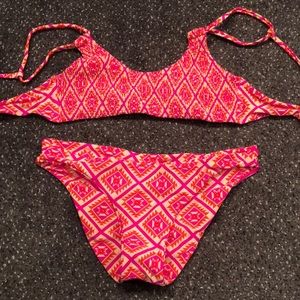 cute & comfy bikini ✨